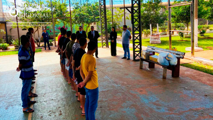 Donaciones al Centro Educativo SENAAI de Pedro Juan Caballero.