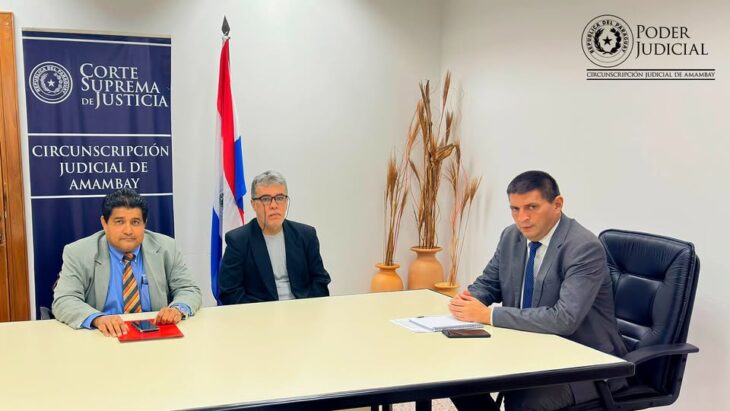 Reunión con el Gremio de Abogados.