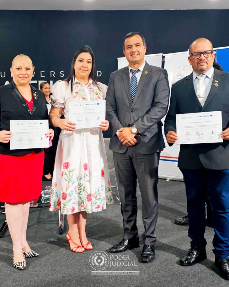 Jueza culmina Diplomado sobre Gestión Penitenciaria.